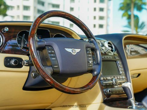 Used 2009 Bentley Continental GTC image 31