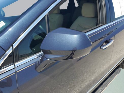 Used 2018 Cadillac XT5 FWD image 27