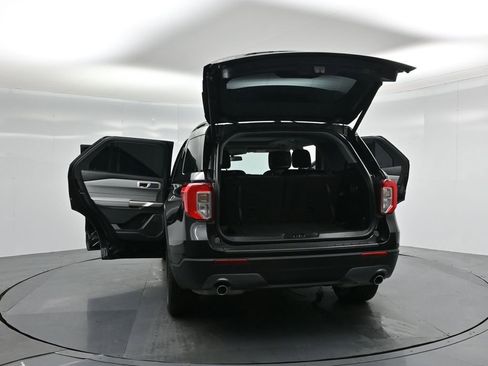 Certified 2023 Ford Explorer XLT w/ Equipment Group 202A image 40