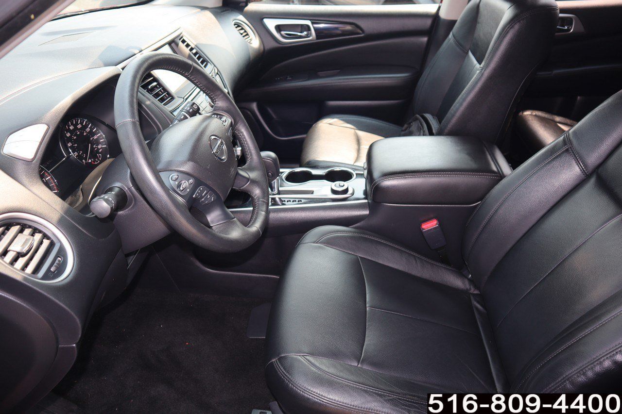 Used 2018 Nissan Pathfinder SV w/ SV Tech Package AWD/4WD image 17