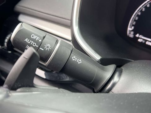 Used 2023 Acura MDX SH-AWD w/ Technology Package image 31