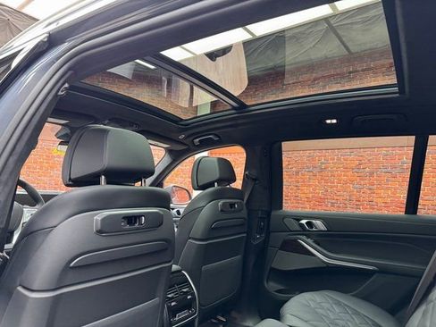 Used 2026 BMW X7 xDrive40i image 25