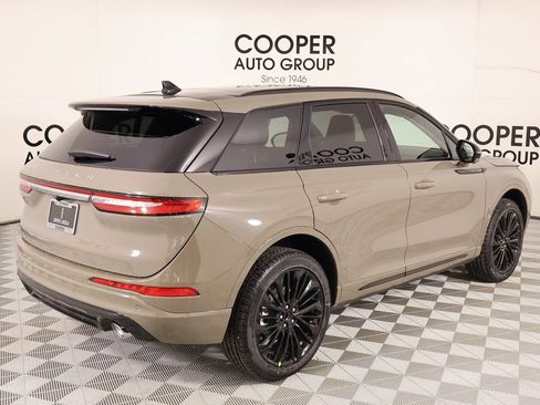 New 2026 Lincoln Corsair Reserve w/ Jet Appearance Package FWD image 22
