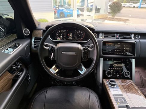 Used 2018 Land Rover Range Rover Supercharged AWD/4WD image 31