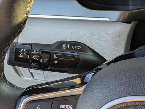 Certified 2023 Kia Sorento SX image 14