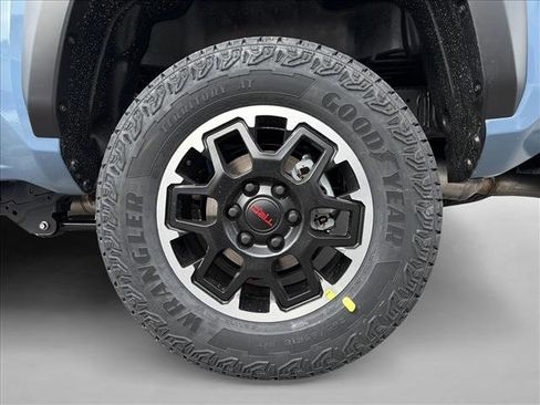 New 2026 Toyota Tacoma TRD Off-Road image 9