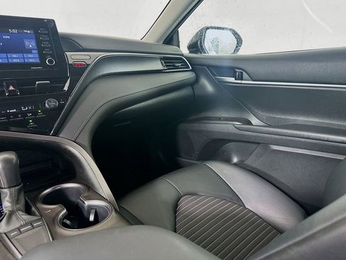 Certified 2022 Toyota Camry SE FWD image 22