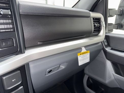 New 2026 Ford F350 XLT w/ FX4 Off-Road Package image 30