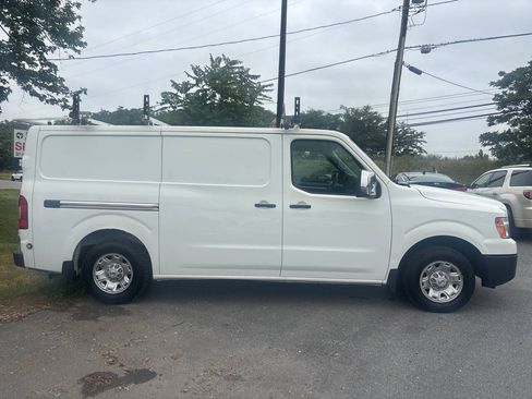 Used 2021 Nissan NV 2500 SV RWD image 5