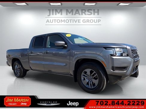 Used 2025 Nissan Frontier SV w/ Tow Package image 1