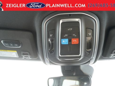 Used 2024 Jeep Grand Cherokee Limited AWD/4WD image 34