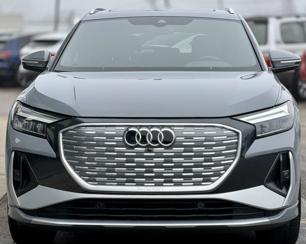 Used 2023 Audi Q4 e-tron Premium Plus w/ Premium Plus AWD/4WD image 41