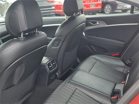 Used 2022 Genesis G70 2.0T w/ Prestige Package image 12