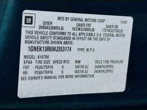 Used 1998 Chevrolet Tahoe 4WD w/ Cold-Climate Pkg image 28