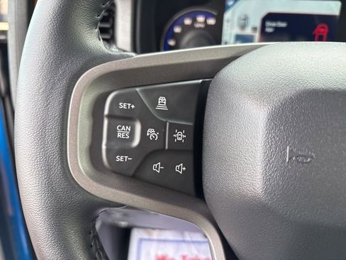 Used 2024 Ford Bronco Badlands image 23