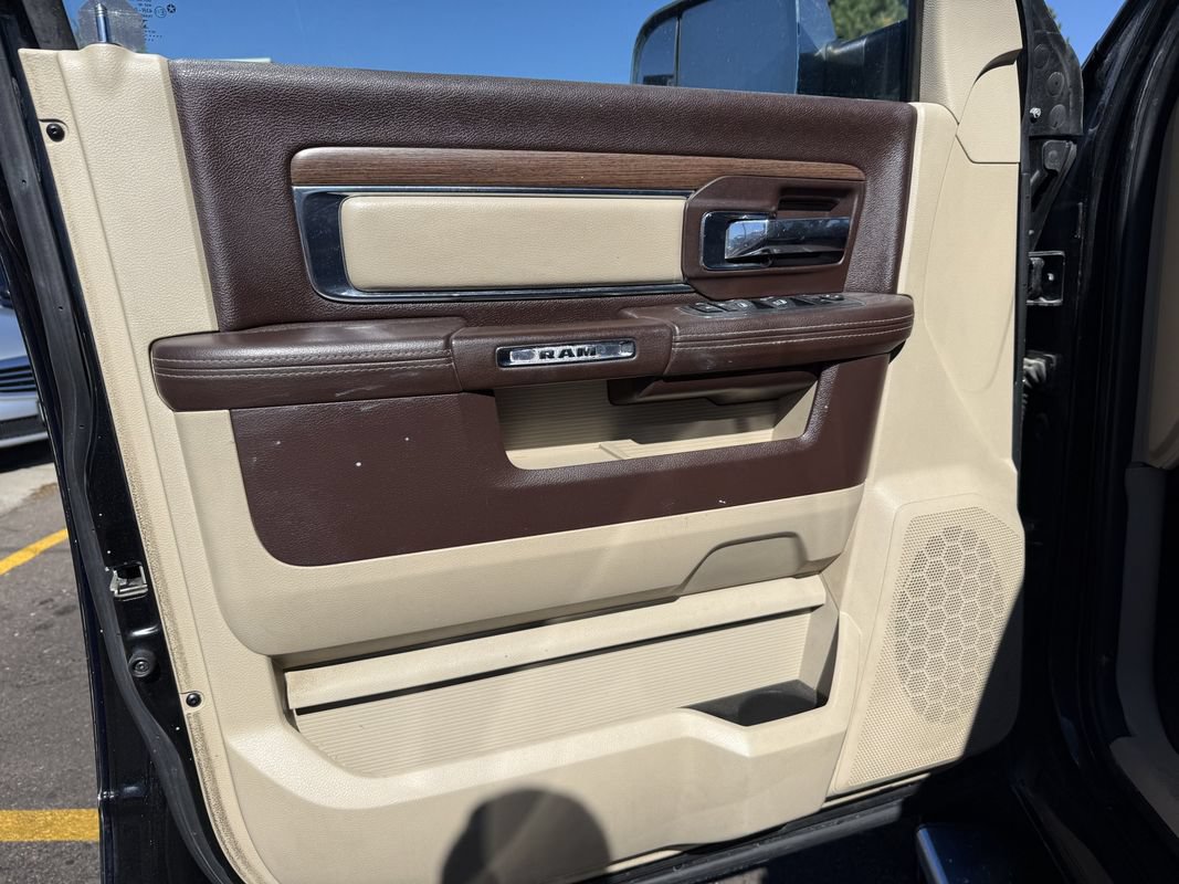 Used 2014 RAM 3500 Laramie AWD/4WD image 10