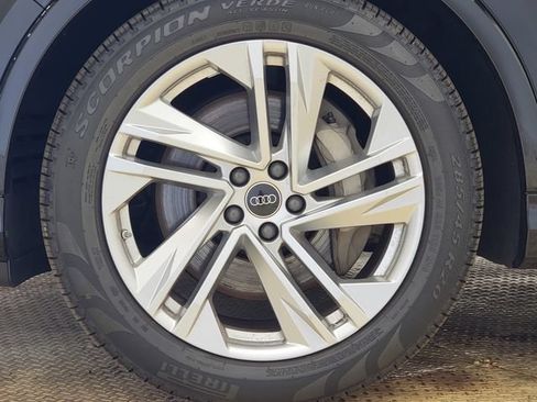 Used 2023 Audi Q7 3.0T Prestige AWD/4WD image 12