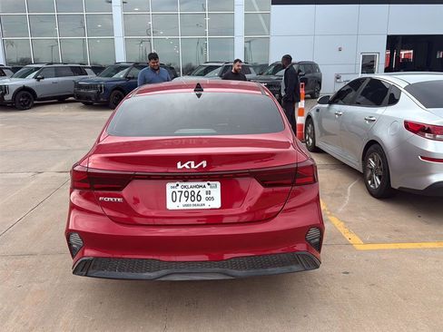 Used 2024 Kia Forte LXS image 8