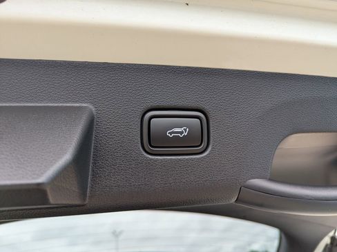 New 2026 Kia Sportage EX image 11