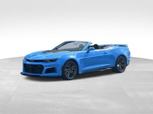 Used 2023 Chevrolet Camaro ZL1 RWD image 2