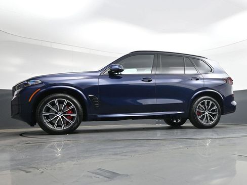 Used 2026 BMW X5 xDrive40i w/ M Sport Package image 31