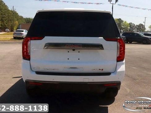 Used 2024 GMC Yukon AT4 AWD/4WD image 6