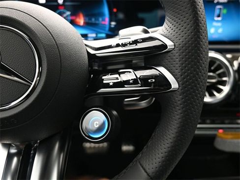 New 2025 Mercedes-Benz CLA 35 AMG 4MATIC image 14