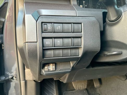 Used 2025 Toyota Tacoma SR5 RWD image 14