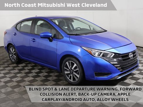 Used 2023 Nissan Versa SV image 1