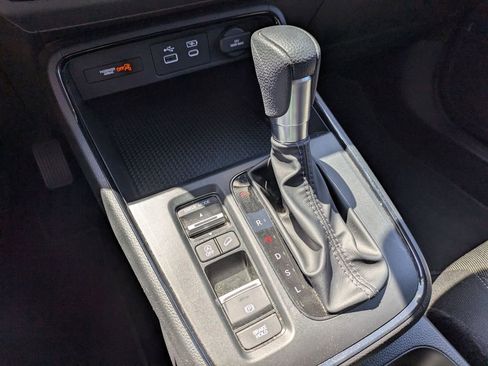 Used 2025 Honda CR-V EX image 22