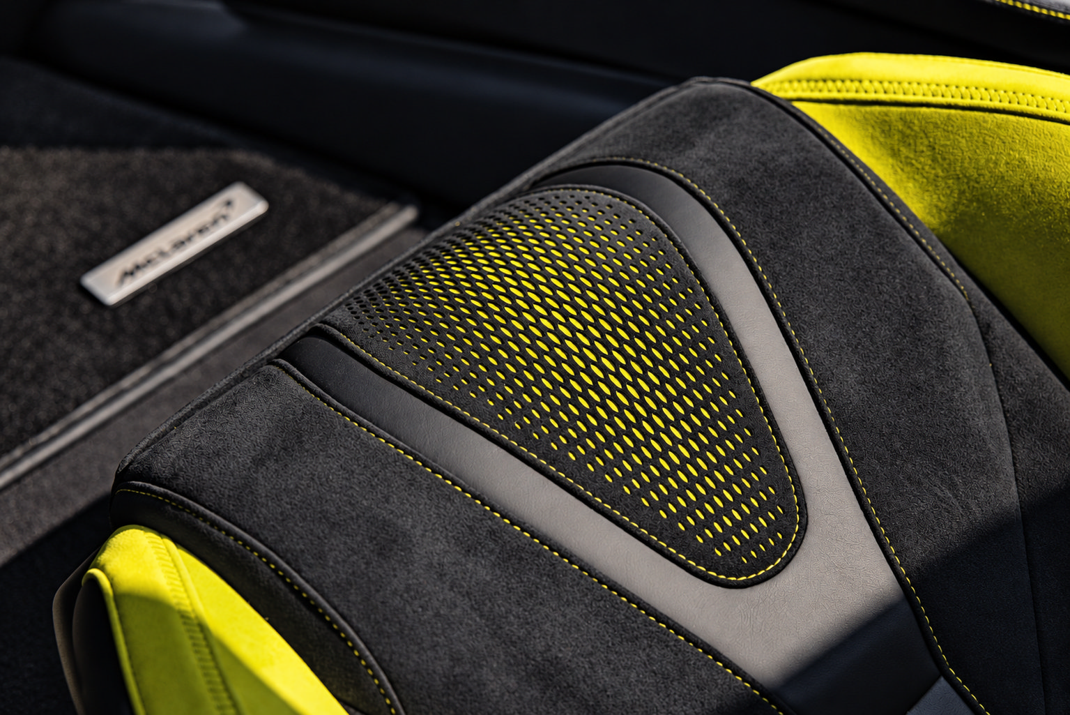 Used 2024 McLaren 750S RWD image 33