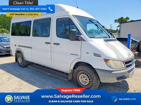 Used 2004 Dodge Sprinter 2500 w/ PWR Convenience Group RWD image 5
