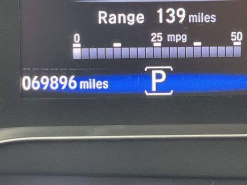 Used 2018 Honda Pilot Touring image 12