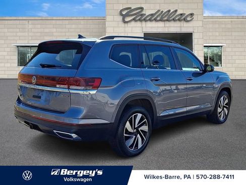 Certified 2025 Volkswagen Atlas SE AWD/4WD image 8