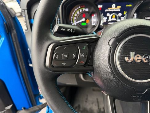 Used 2024 Jeep Wrangler Unlimited Rubicon 4xe image 18