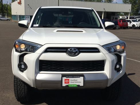 Used 2020 Toyota 4Runner TRD Off-Road w/ Wilderness Package AWD/4WD image 11