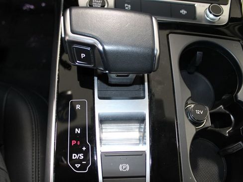 Used 2023 Audi Q7 3.0T Premium Plus image 46