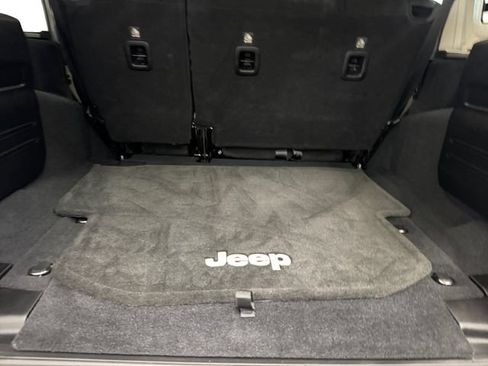 Used 2018 Jeep Wrangler Unlimited Sport S AWD/4WD image 16