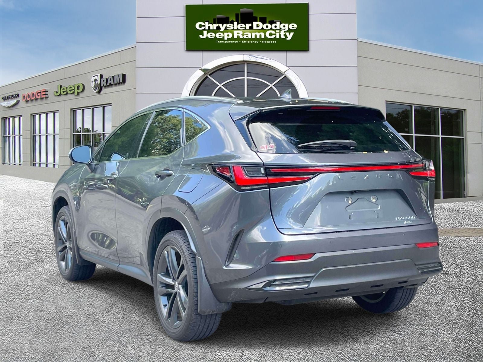 Used 2025 Lexus NX 450h+ AWD w/ Accessory Package (2T) image 8