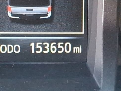 Used 2018 Toyota Tacoma TRD Off-Road image 20