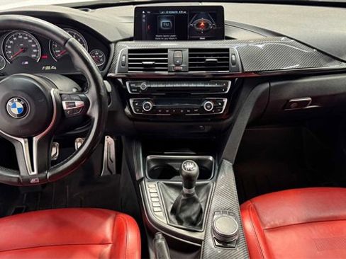 Used 2020 BMW M4 Coupe w/ Competition Package image 17