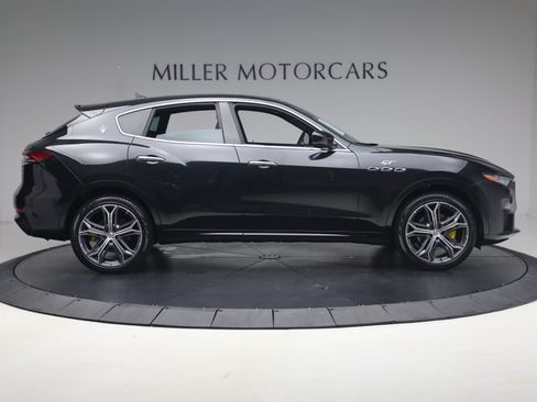 Certified 2022 Maserati Levante GT AWD/4WD image 9