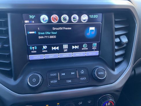 Used 2019 GMC Acadia SLT image 28