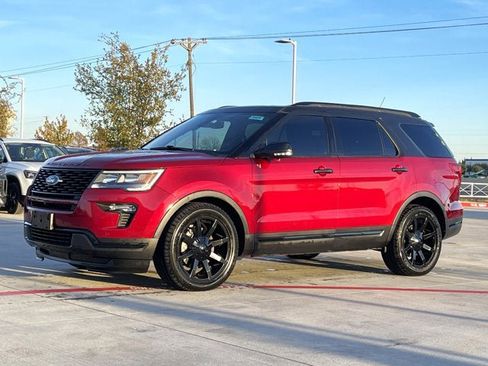 Used 2018 Ford Explorer Sport w/ Equipment Group 401A image 2