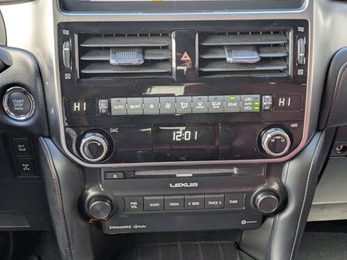 Used 2023 Lexus GX 460 Premium image 19