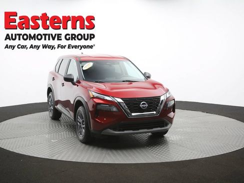 Used 2023 Nissan Rogue S AWD/4WD image 49
