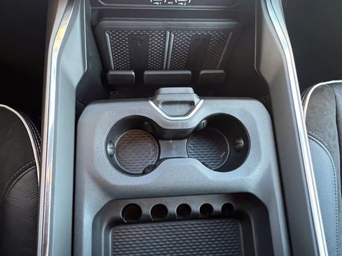 New 2026 RAM 2500 Laramie AWD/4WD image 23