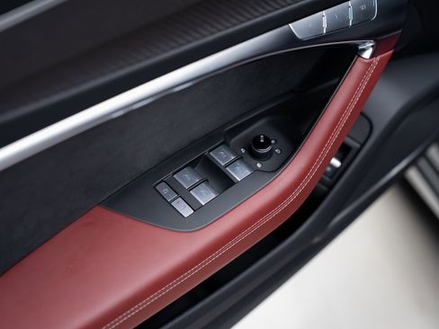 Used 2024 Audi S6 Premium Plus w/ Premium Plus Package image 56