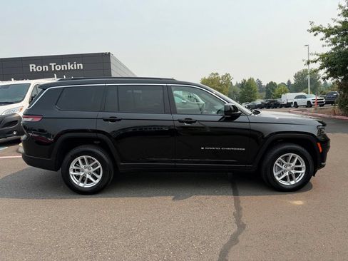 Used 2025 Jeep Grand Cherokee L Laredo w/ Luxury Tech Group I AWD/4WD image 8