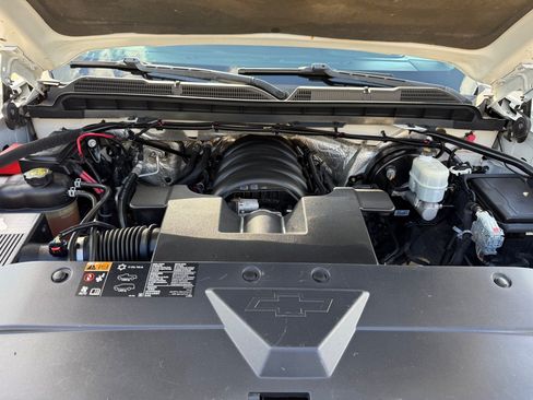 Used 2016 Chevrolet Silverado 1500 W/T AWD/4WD image 28